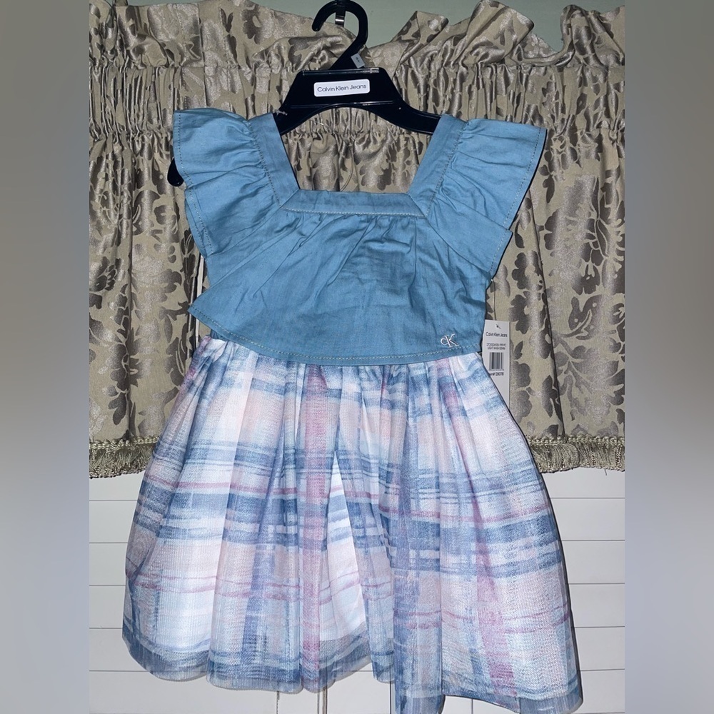Calvin Klein Jeans kid’s dress in sizes 3T,5, and 6 - Picture 2 of 2